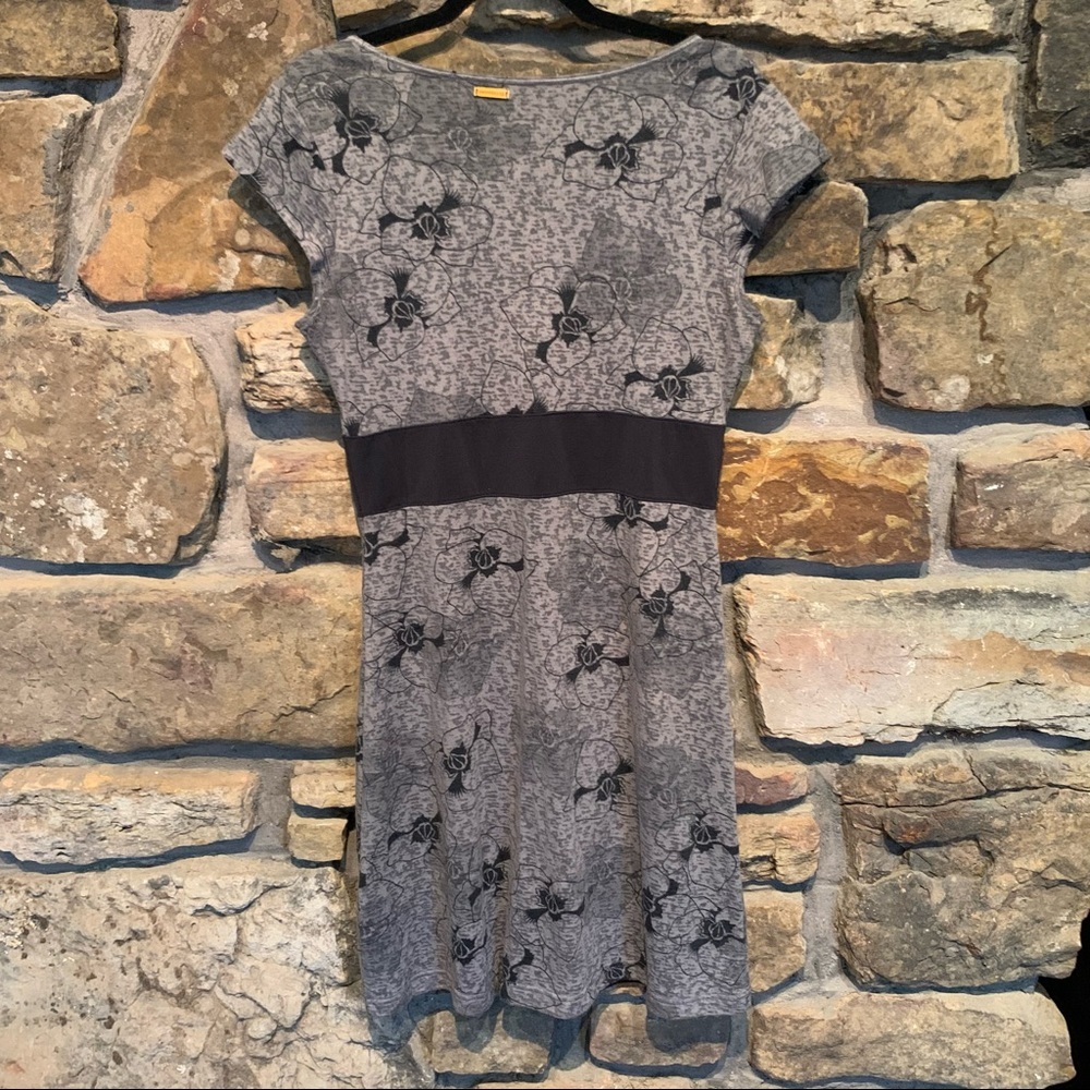 Merrell Opti Wick Dress Gray Black Floral Lined Hiking Outdoor V-Neck Cap Sleeve - Picture 4 of 11